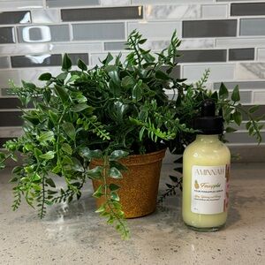 AMINNAH - Fineapples Boob Serum